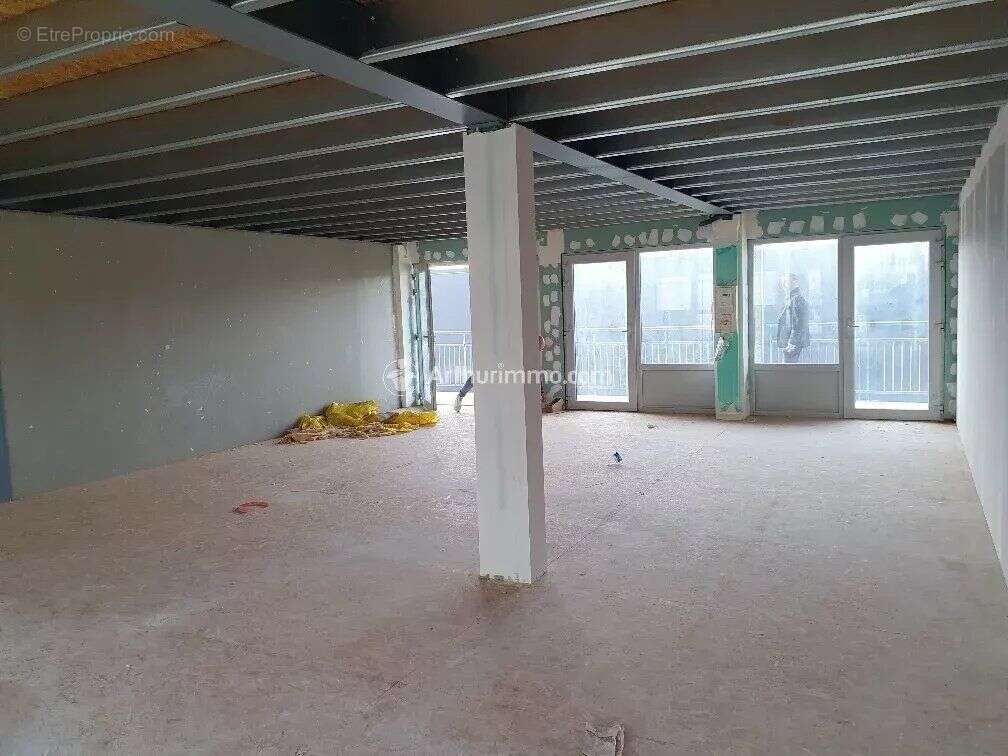 Commerce à VILLIERS-LE-BEL