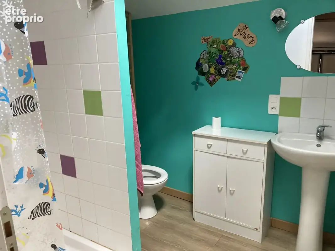 secteur Couiza, maison rénovée avec jardin, 4 chambres, 4 salles d'eau, sejour/salon 80m2, autres pièces et dé - photo 9