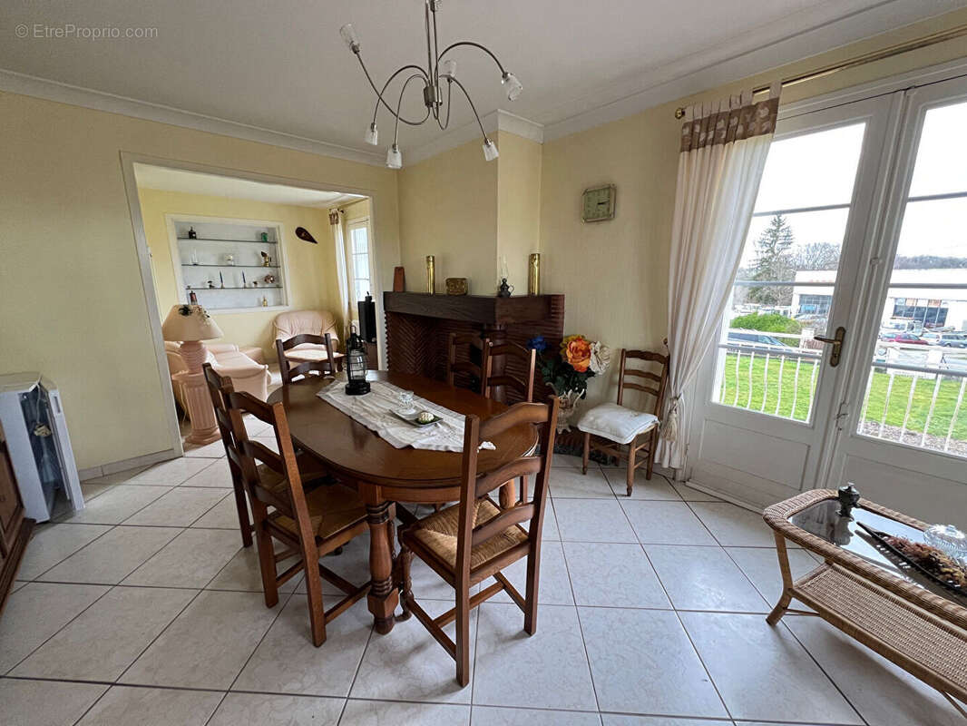 Maison à CASTILLONNES