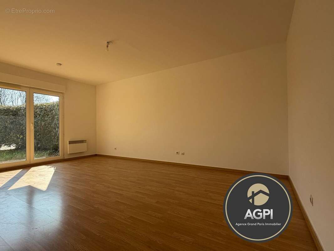 Appartement à SAINT-REMY-LES-CHEVREUSE