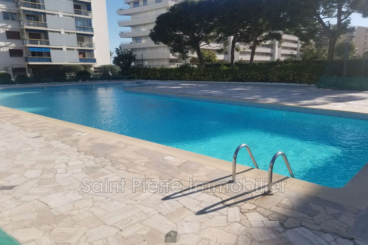 Appartement à CAGNES-SUR-MER