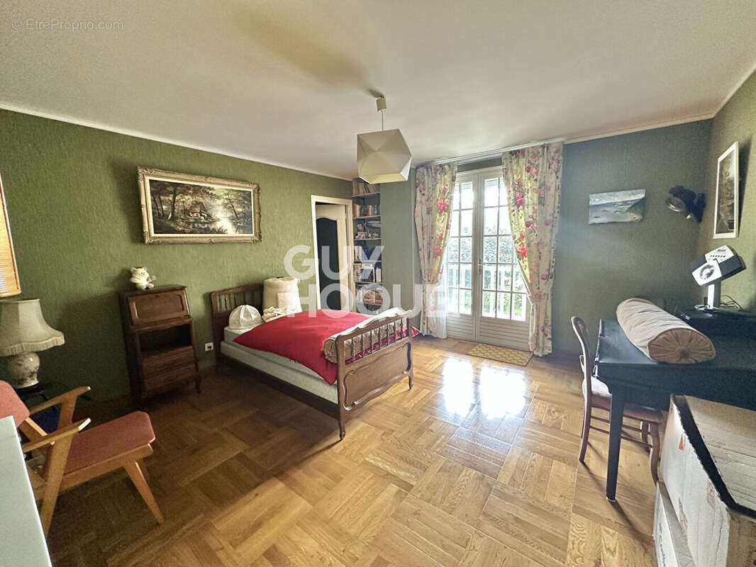 Maison à SAINT-MARTIN-DE-BOSCHERVILLE