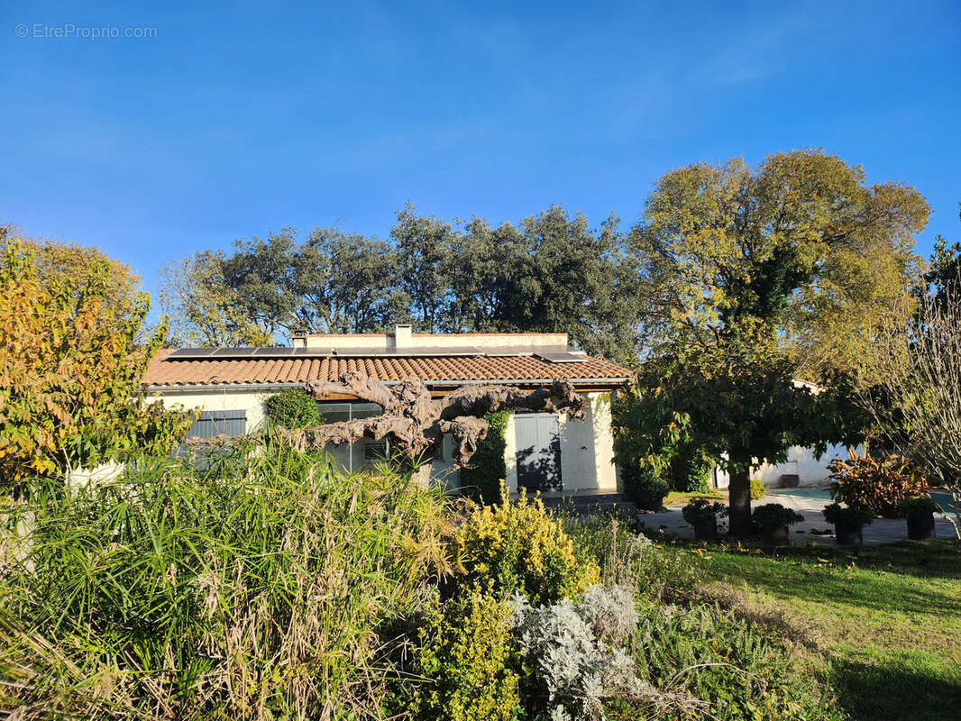 Maison à UZES