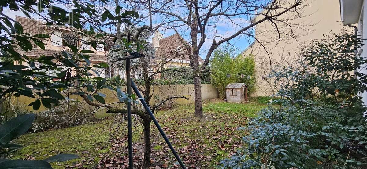Maison à COLOMBES