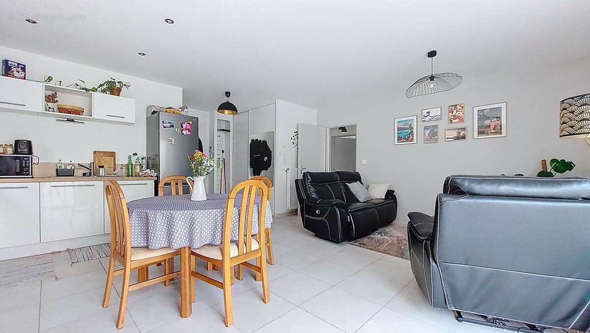 Appartement à VILLEFONTAINE