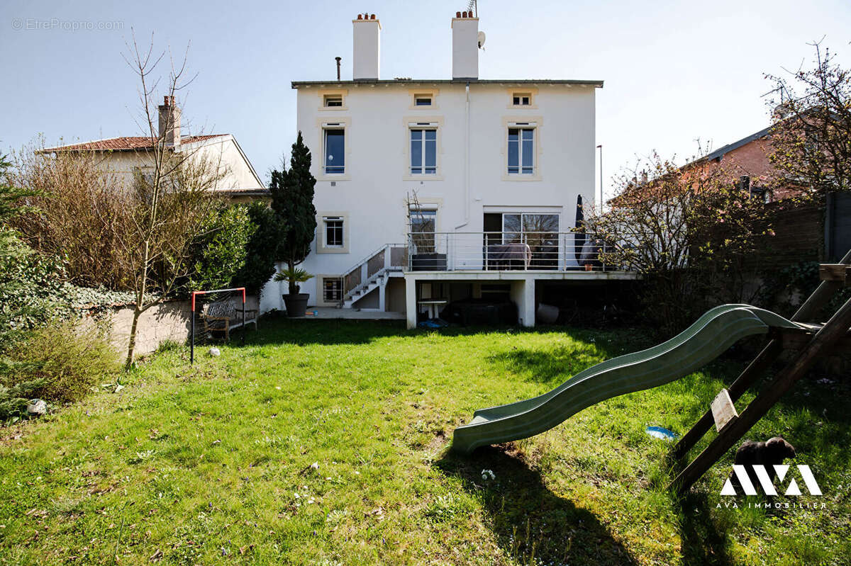 Maison à CHAMPIGNEULLES