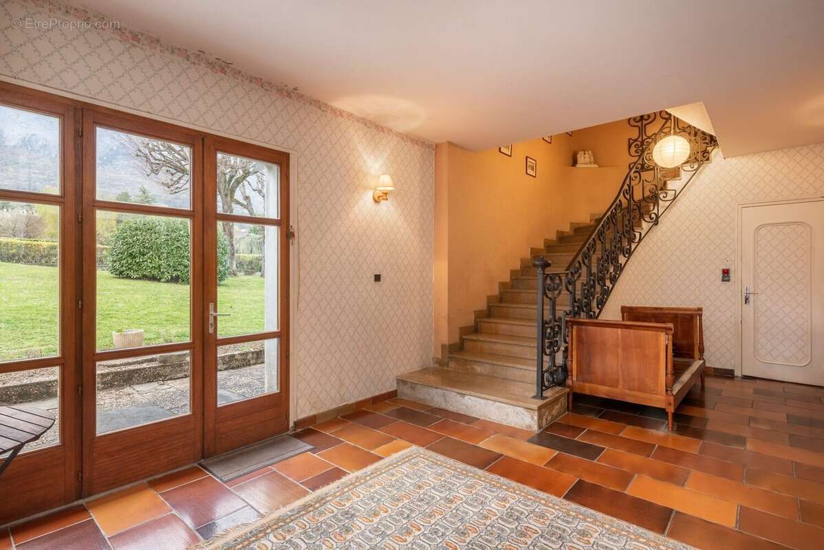 Maison à MONTBONNOT-SAINT-MARTIN