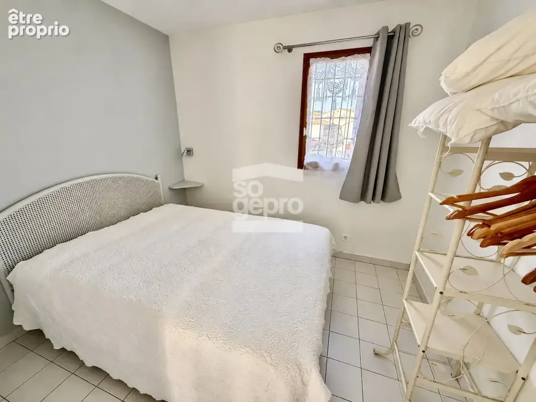 Réf : 2351 - Vente 3 Pièces rez-de-jardin avec parking, secteur Richelieu ! - photo 5