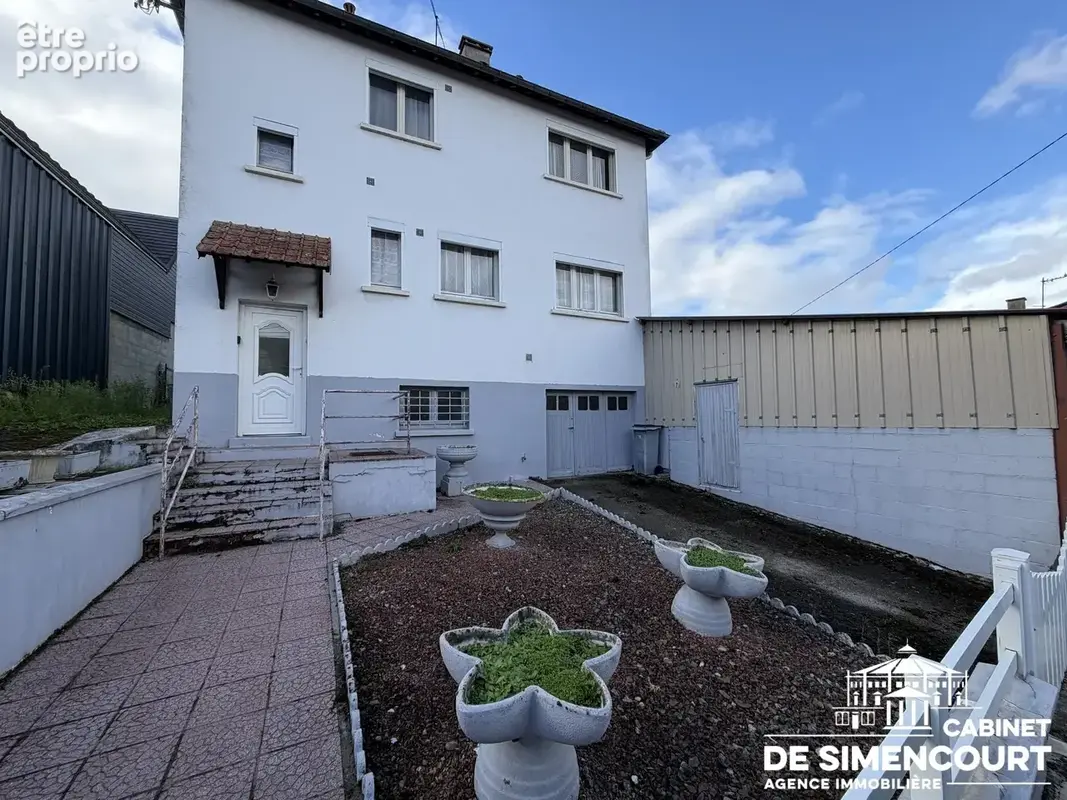 Maison à LA FALOISE