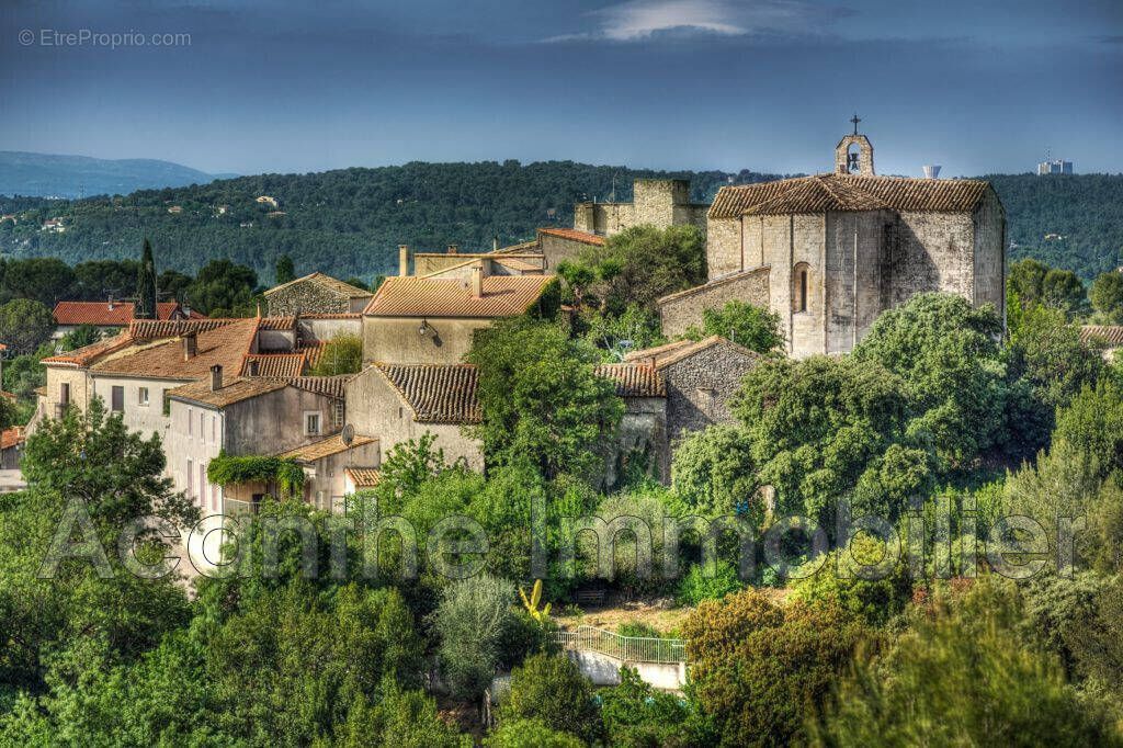 Terrain à SAINT-VINCENT-DE-BARBEYRARGUES