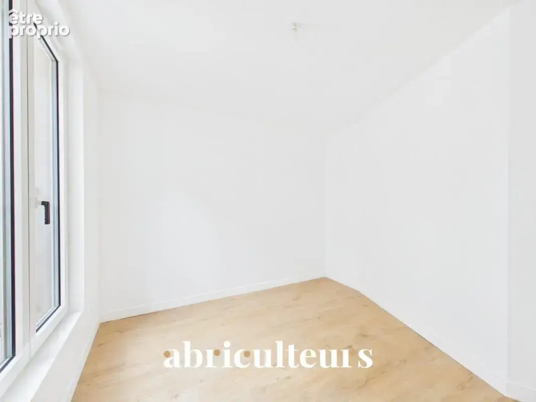 Charmant Appartement T2 rénové avec prestations de qualité dans le 18ème arrondissement - photo 13