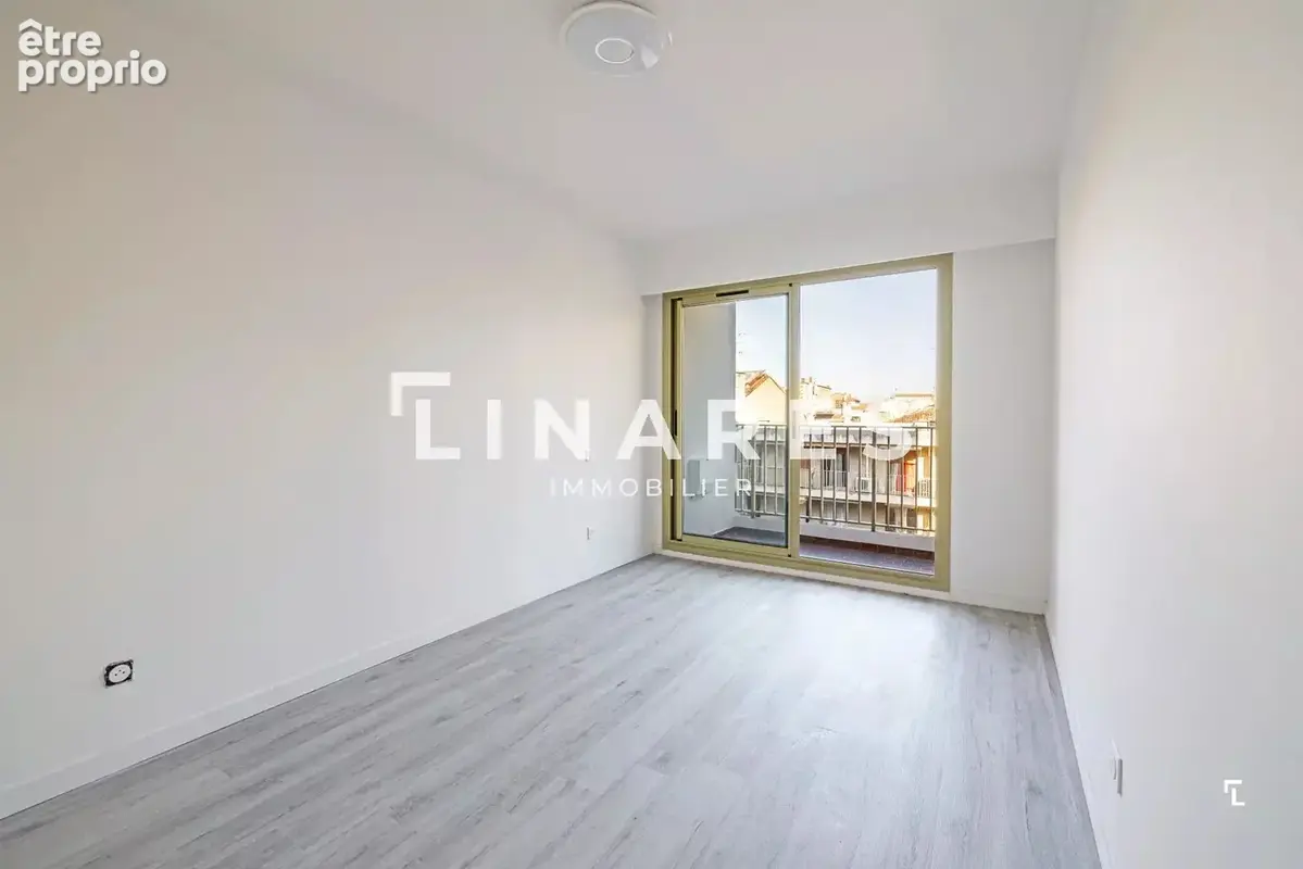 LIBERAR - Appartement T4 de 70m² - Balcons - Cave - 13004 Cinq Avenues - photo 9