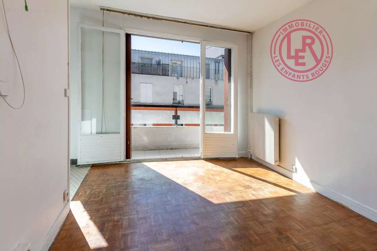 Appartement à PARIS-11E