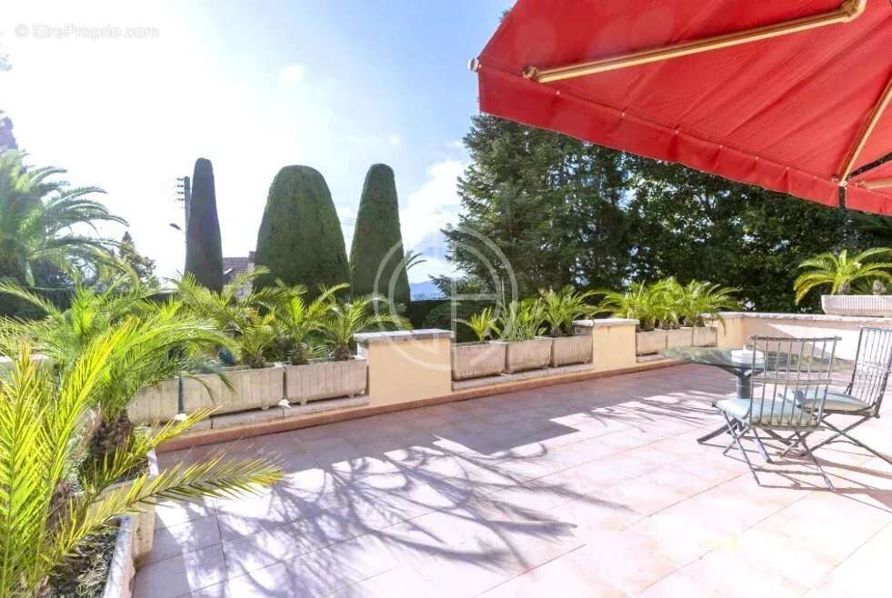 Superbe villa d'époque - secteur ultra résidentiel !!! - photo 6