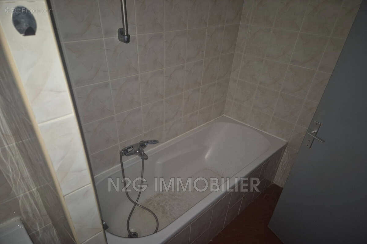 Appartement 82 m² à Grasse  - photo 7