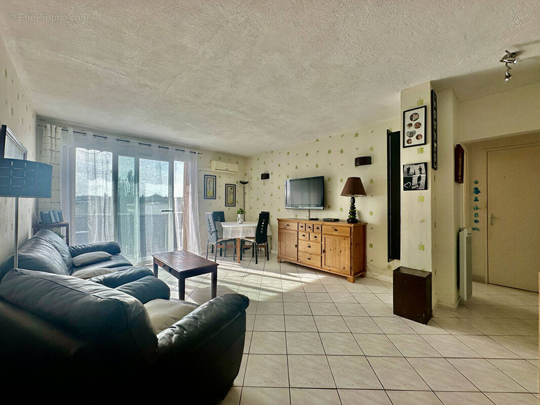 Appartement à SAINT-FARGEAU-PONTHIERRY