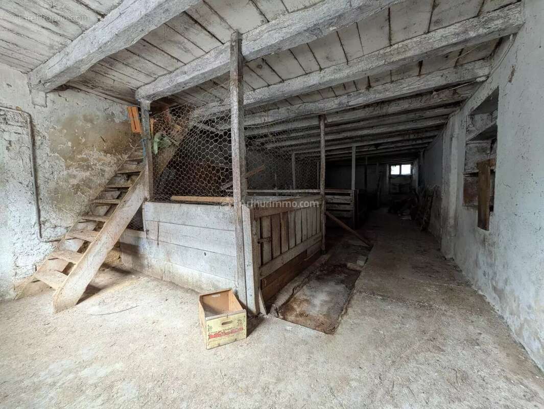 Maison à AUTIGNY-LA-TOUR