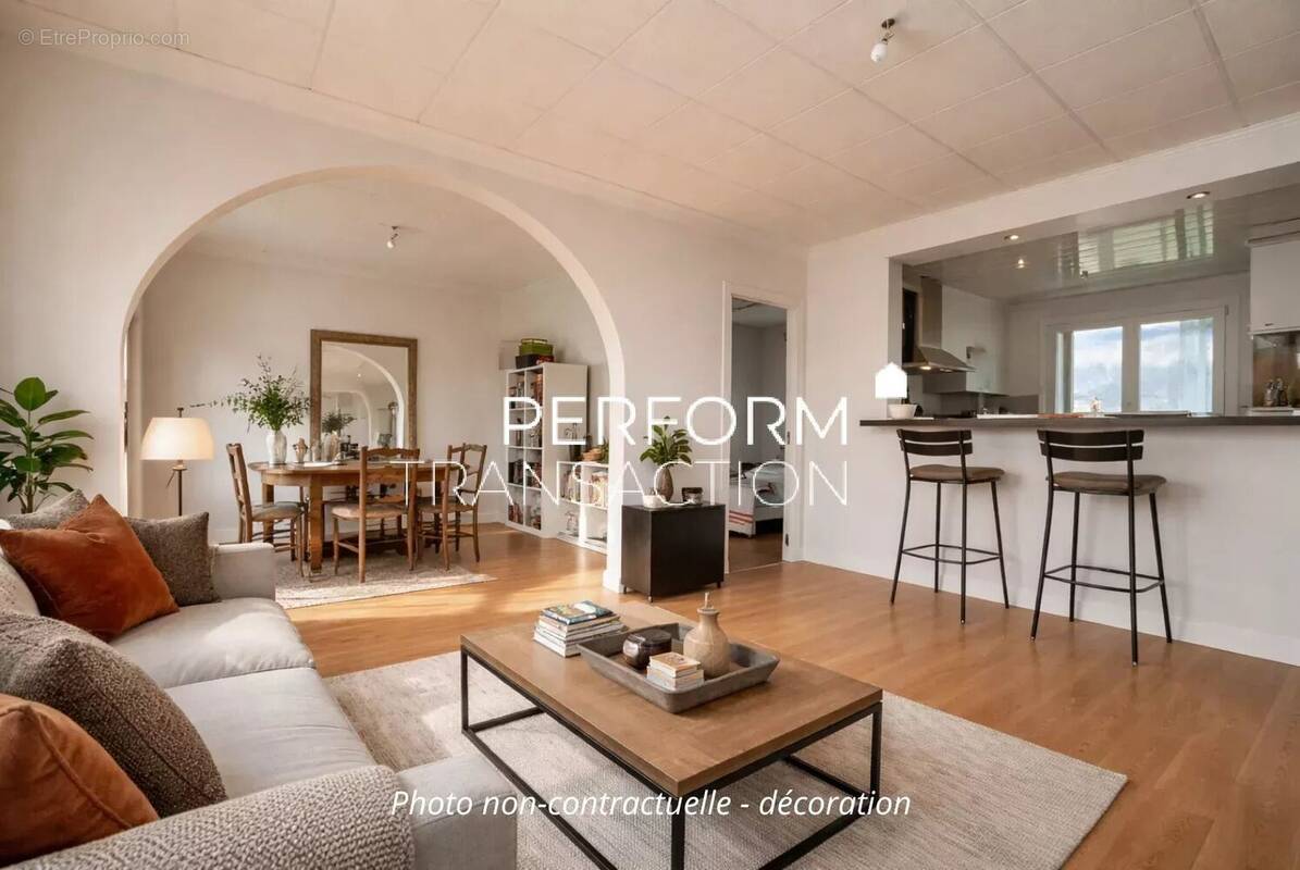 Appartement à GIERES