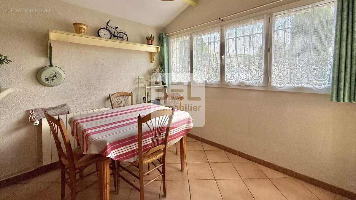 Maison à BAGNOLS-SUR-CEZE