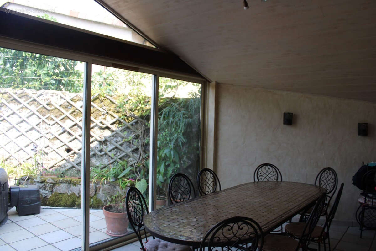 Maison à ALBOUSSIERE
