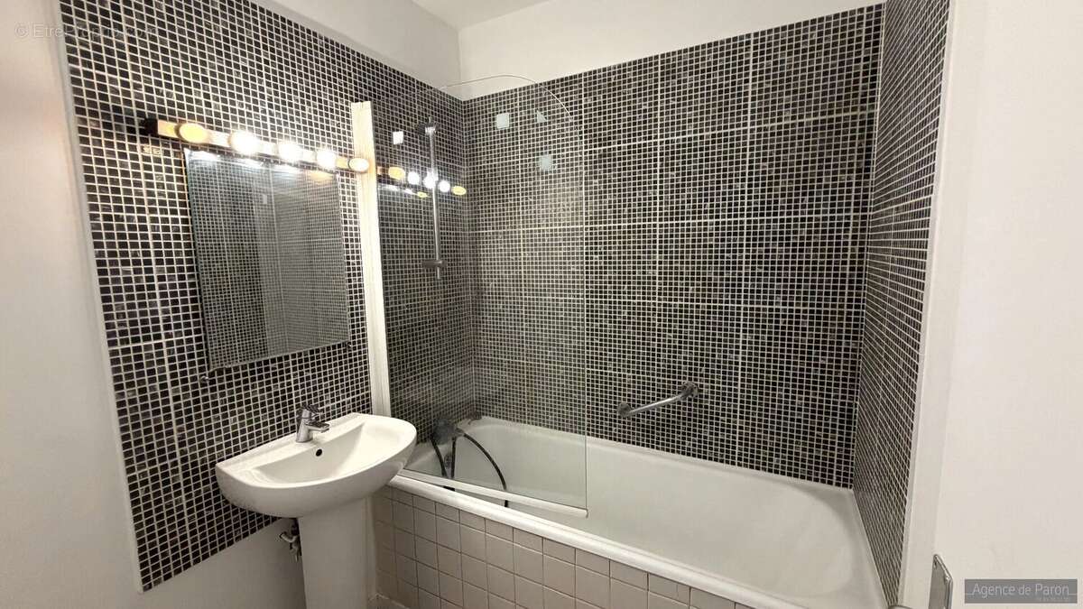Appartement à VERRIERES-LE-BUISSON