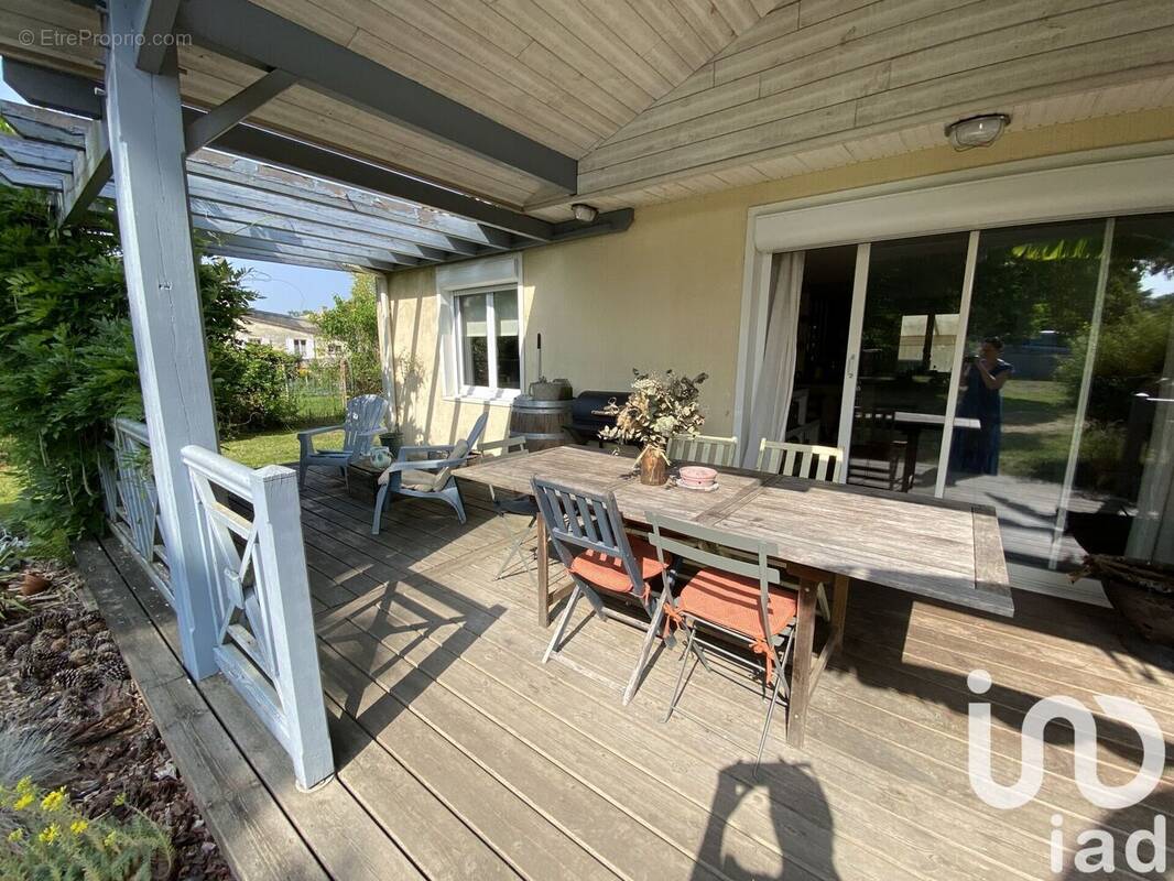 Photo 1 - Maison à VAYRES