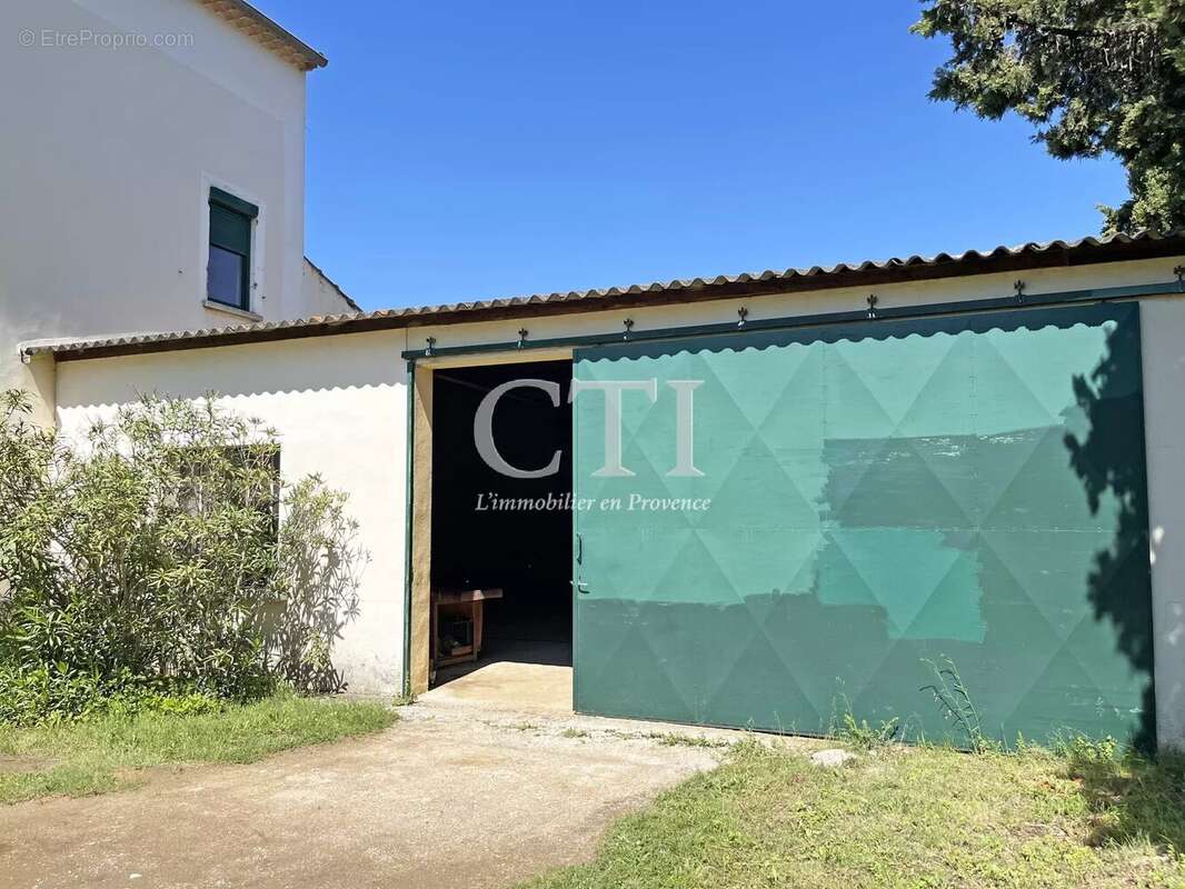 Maison à VAISON-LA-ROMAINE