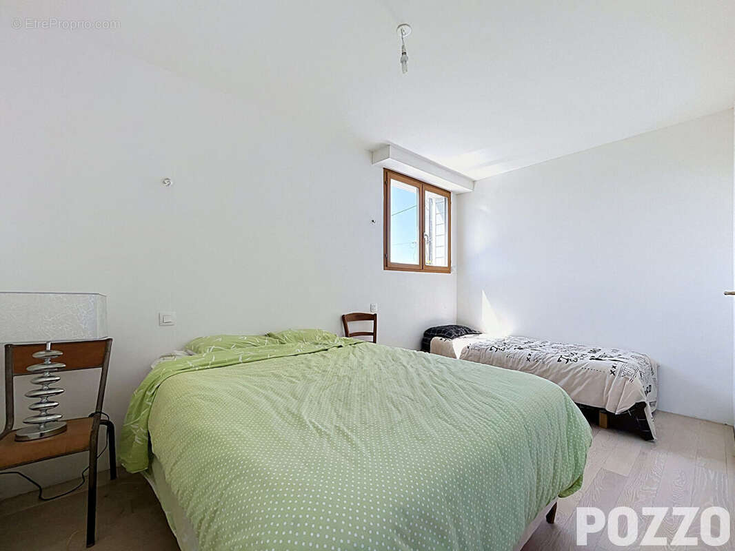 Maison Jullouville 5 pièce(s) 165 m2 - Maison ossature bois - 930 m² de terrain - photo 13