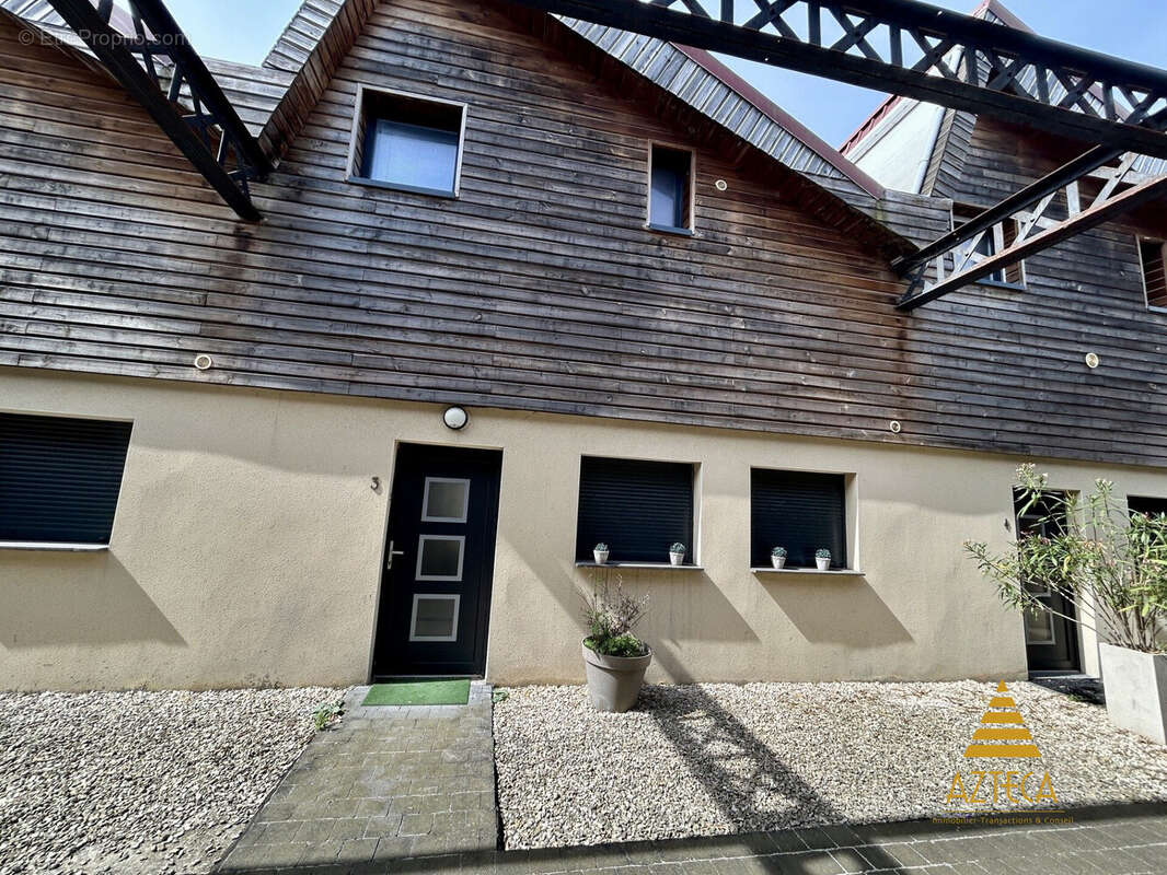 Appartement 67 m² à Tourcoing  - photo 2