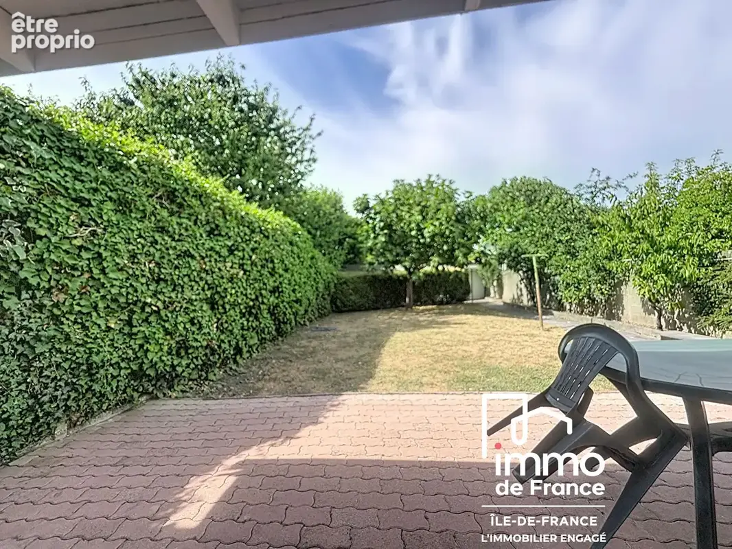 Maison familiale 5 pièces  Centre-ville du Blanc-Mesnill terrain 311 m2 - photo 14