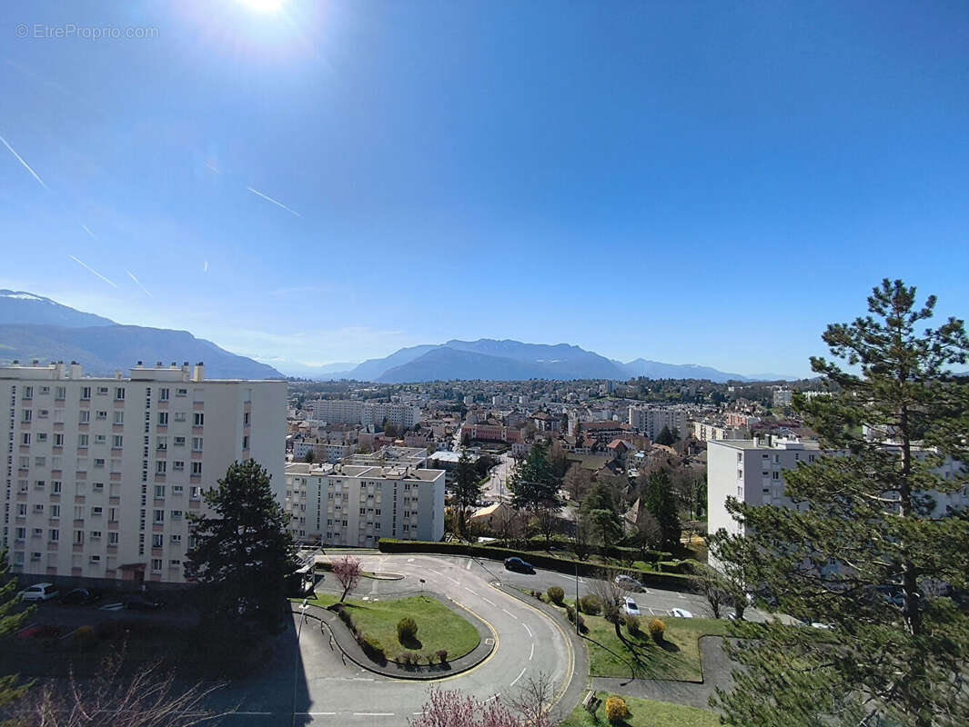Appartement à VOIRON