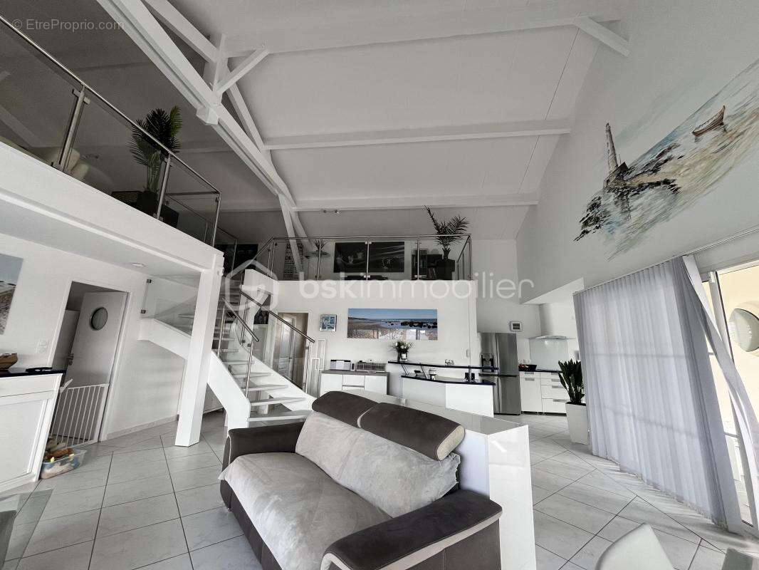 Maison à LE VERDON-SUR-MER