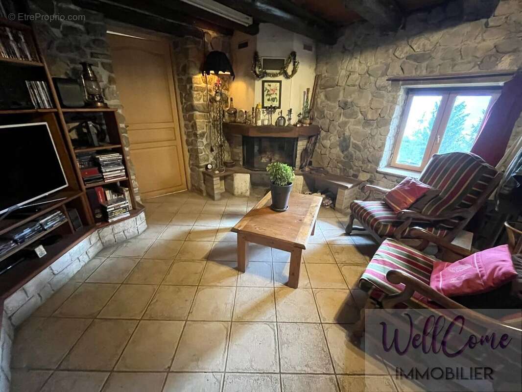 Maison à SAINT-JEAN-D'ARVEY