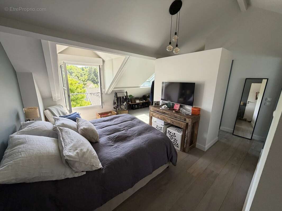 Appartement à L'ETANG-LA-VILLE