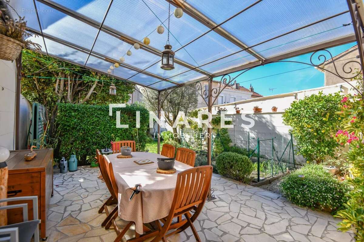 Maison à MARSEILLE-4E