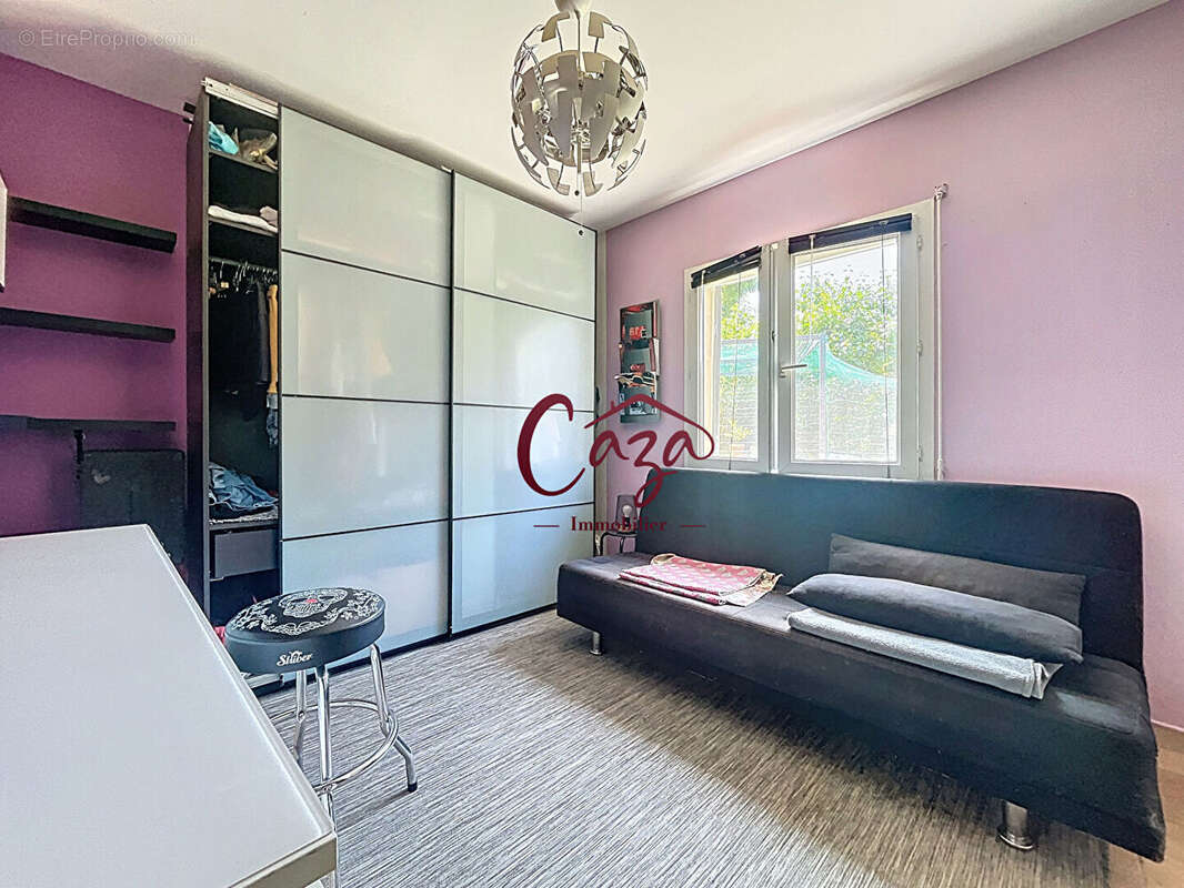 Maison à CAMBLANES-ET-MEYNAC