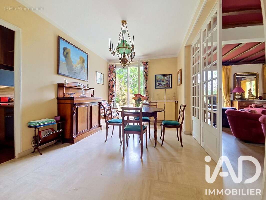 Photo 3 - Maison à MARLY-LE-ROI