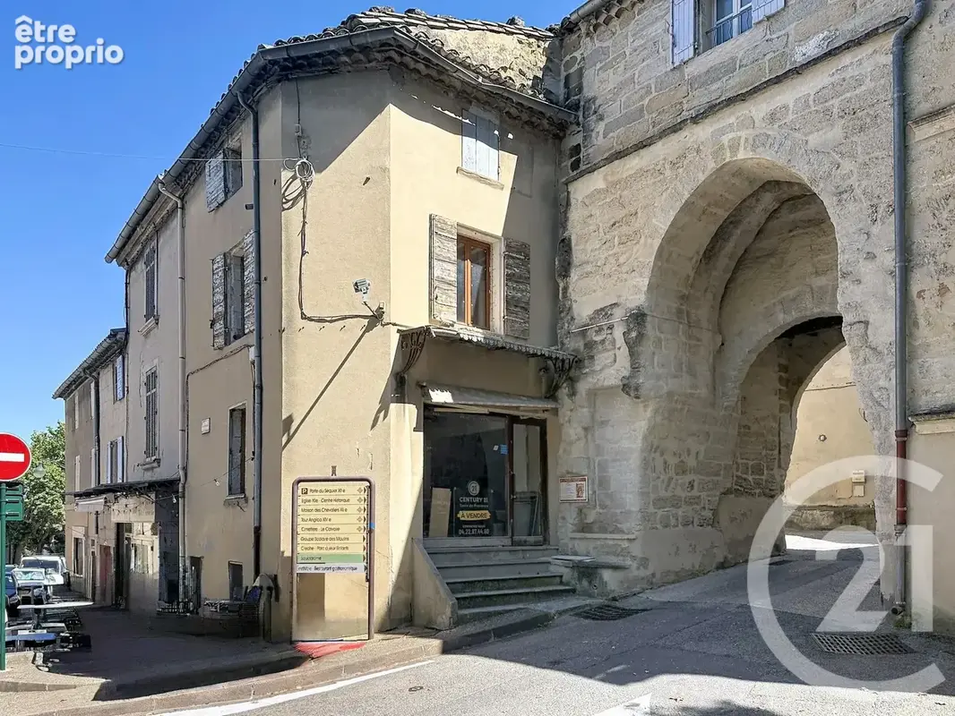 Maison 6 pièces 131 m² à vendre à Barbentane (13570) - photo 2