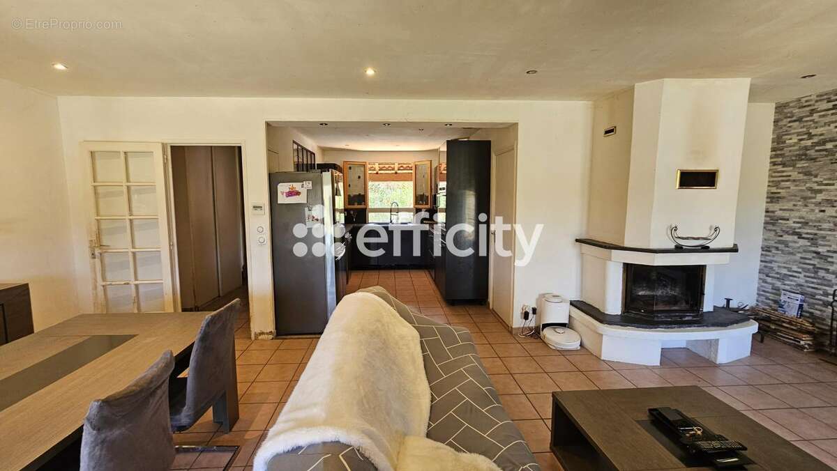 Maison à SAINT-PAUL-EN-FORET