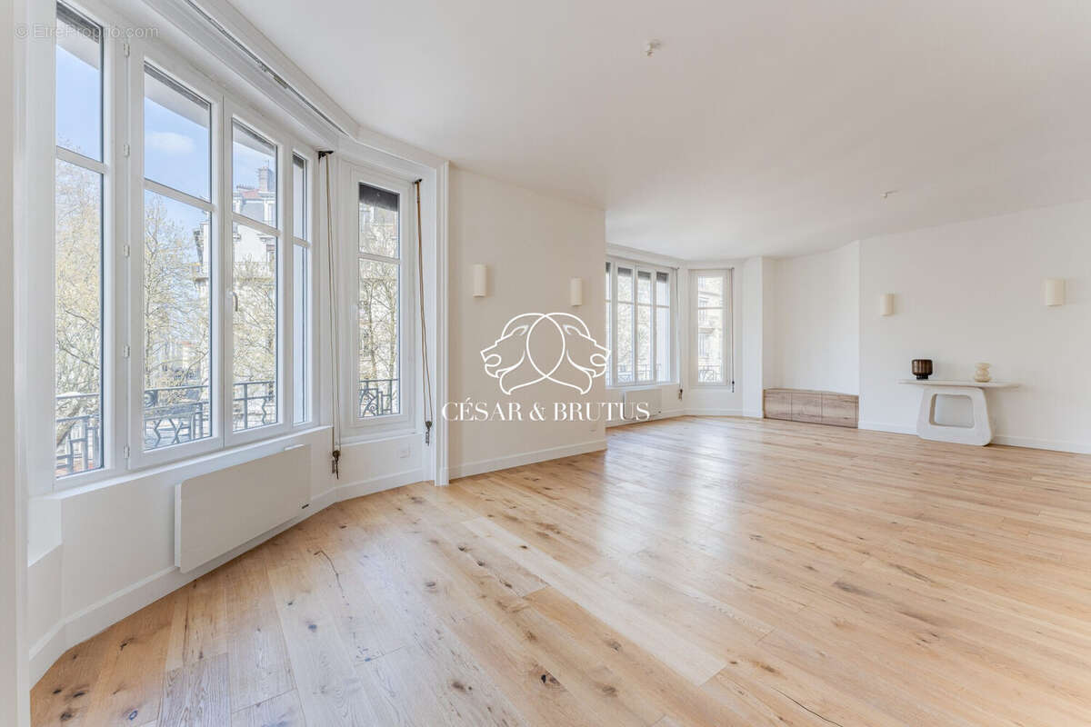 Appartement à LYON-7E