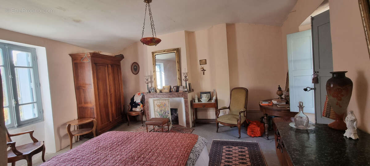 Maison à LAROQUE