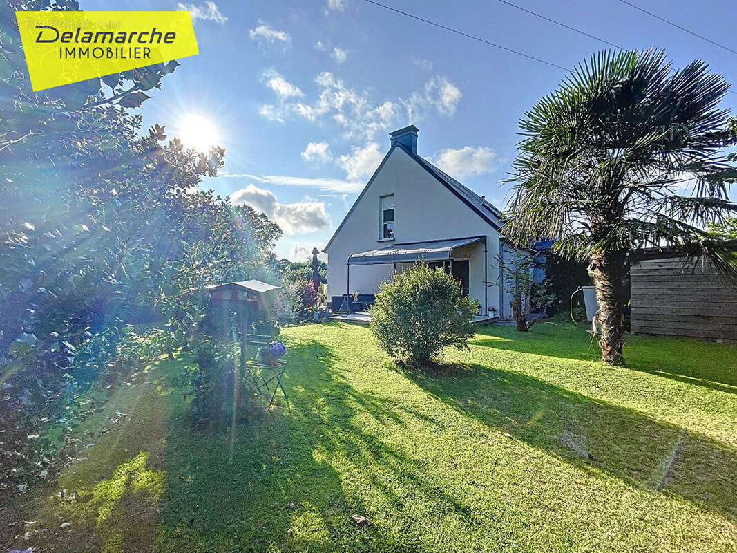 Maison à SAINT-SAUVEUR-LA-POMMERAYE