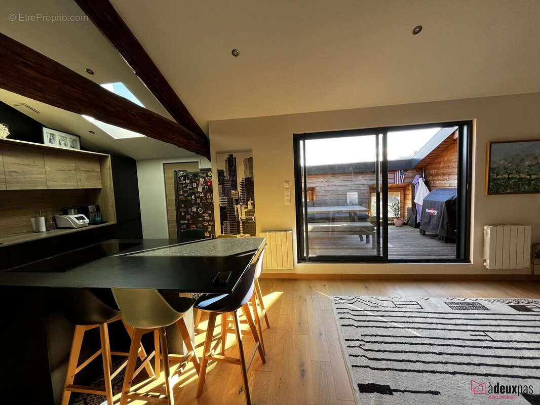 Appartement à SAINT-ETIENNE