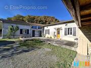 Maison à MONTREJEAU