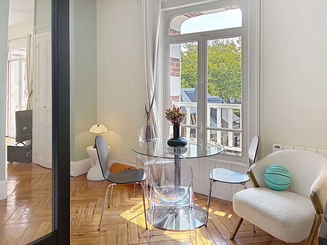 Appartement 2 pièces Cabourg dans VILLA DE CHARME - 38 m² avec balcon, stationnement et cave - photo 2