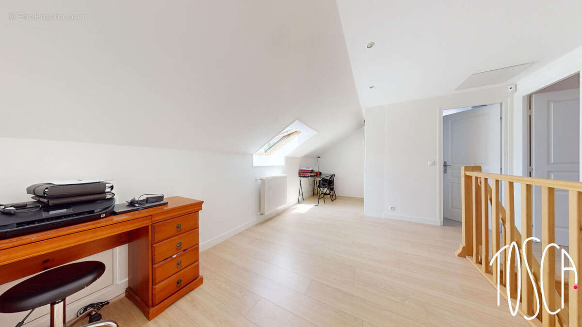 Exclusivite thiais - quartier des tilleuls - maison 6 pieces de 126 m² - photo 13