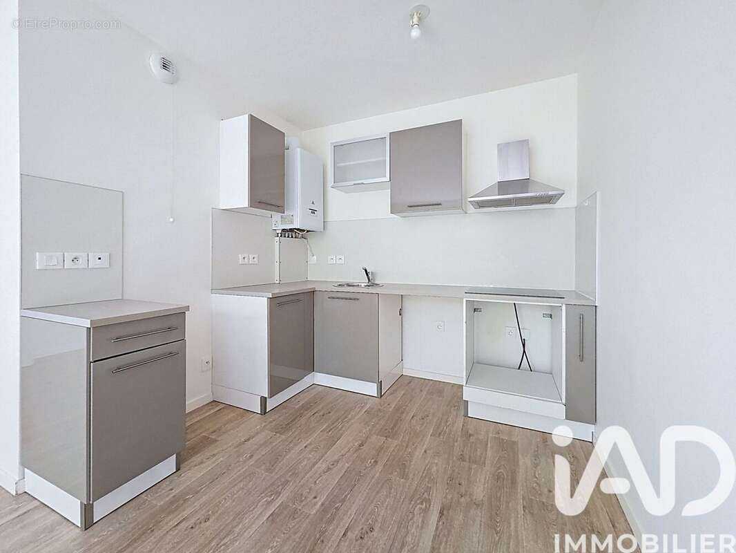 Photo 5 - Appartement à SAINTE-GENEVIEVE-DES-BOIS