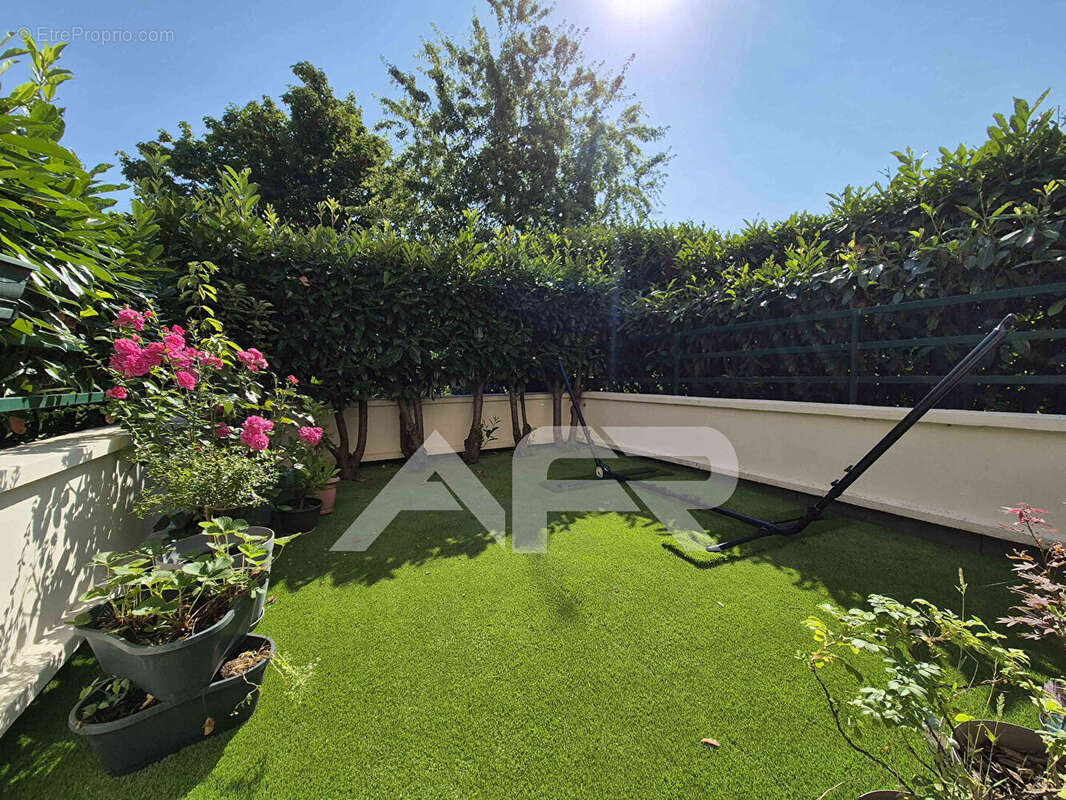 Appartement à CARRIERES-SUR-SEINE