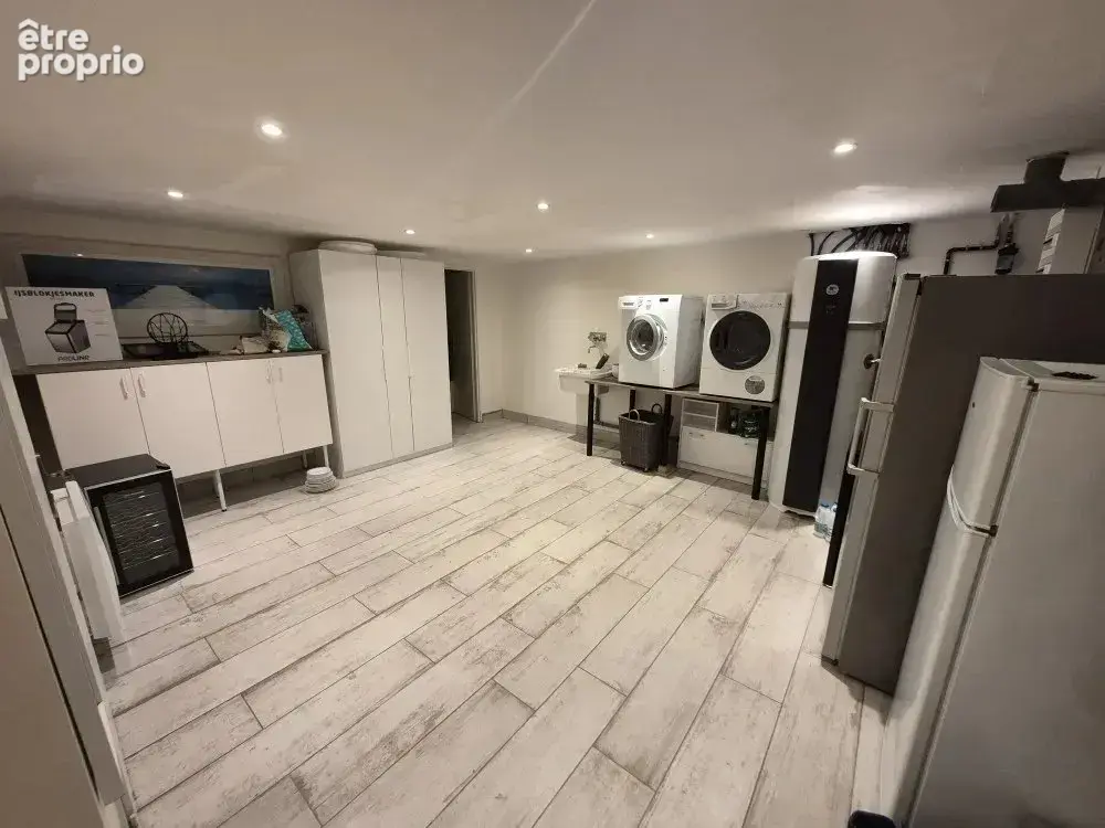 Villa contemporaine dans un secteur calme, aucun vis à vis , vue dégagée. - photo 13