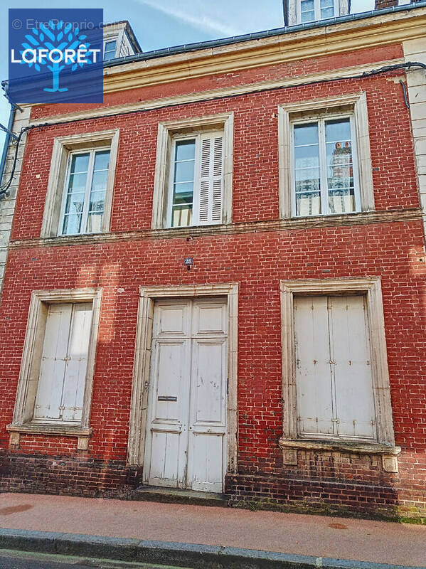 Maison à BERNAY